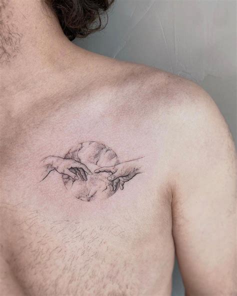 tatuajes pecho hombre|30 ideas de TATUAJES EN EL PECHO de hombre/mujer。